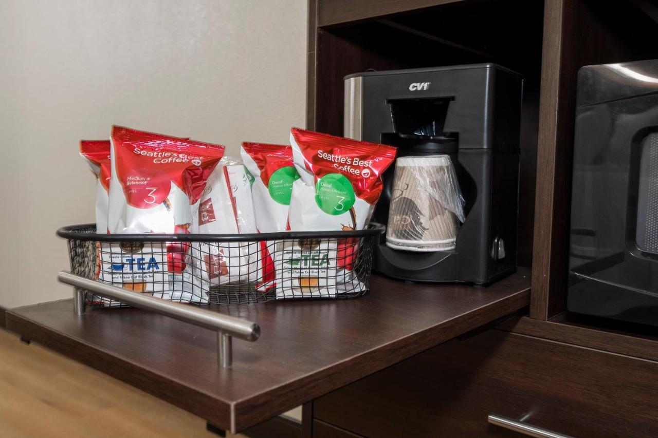 Red Roof Inn Plus+ & Suites Knoxville West - Cedar Bluff Екстериор снимка