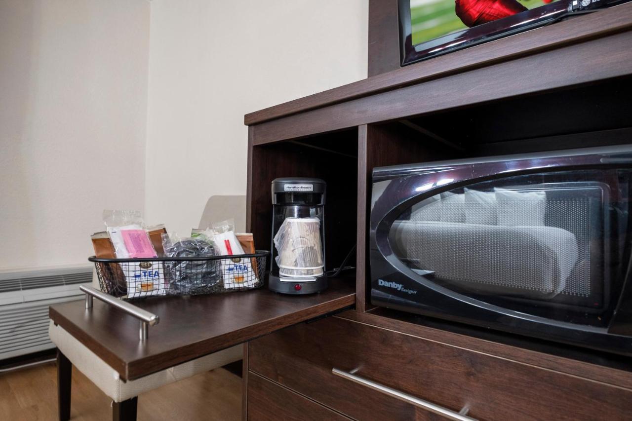 Red Roof Inn Plus+ & Suites Knoxville West - Cedar Bluff Екстериор снимка